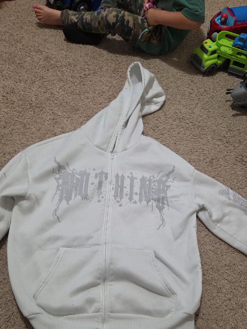 SHEIN White Kids Hooded Zip-Up Sweatshirt with Gray Graphic